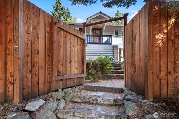 10728 Stone Avenue N, Seattle, WA 98133