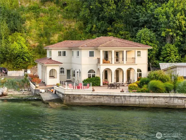 1881 NW Seclusion Cove Way, Poulsbo, WA 98370