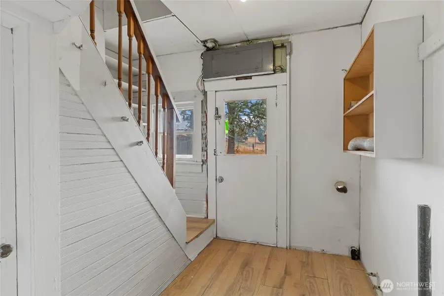 800 E Locust Street, Waterville, WA 98858 - Image #2