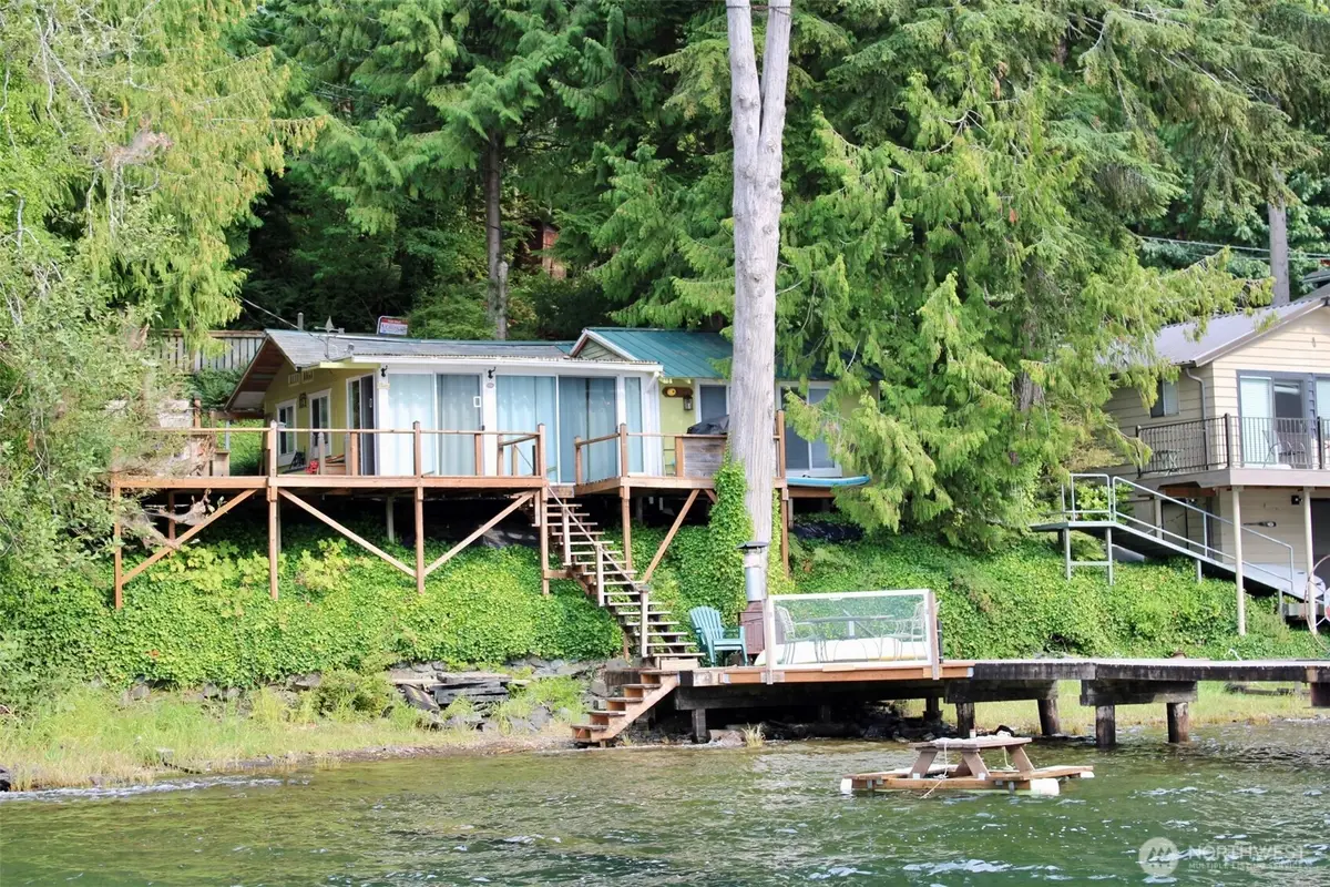 35046 North Shore Drive, Mount Vernon, WA 98274 - Image #1