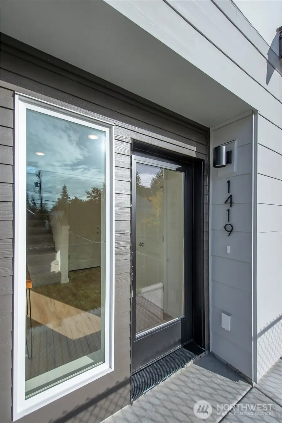 1419 SW 111th Lane, Seattle, WA 98164 - Image #2