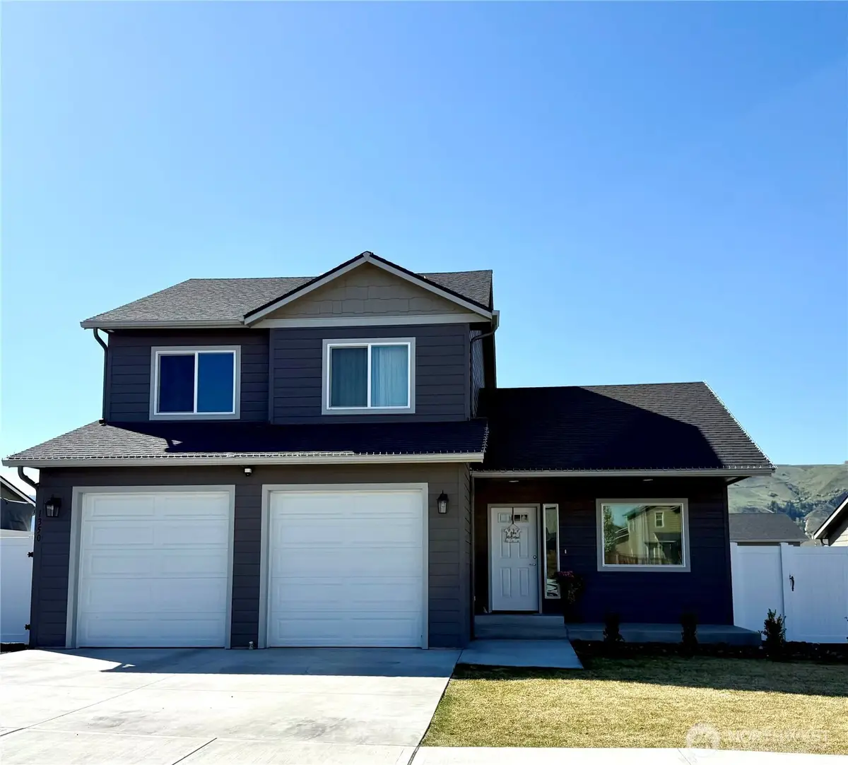 582 S Joseph Avenue, East Wenatchee, WA 98802 - Image #1