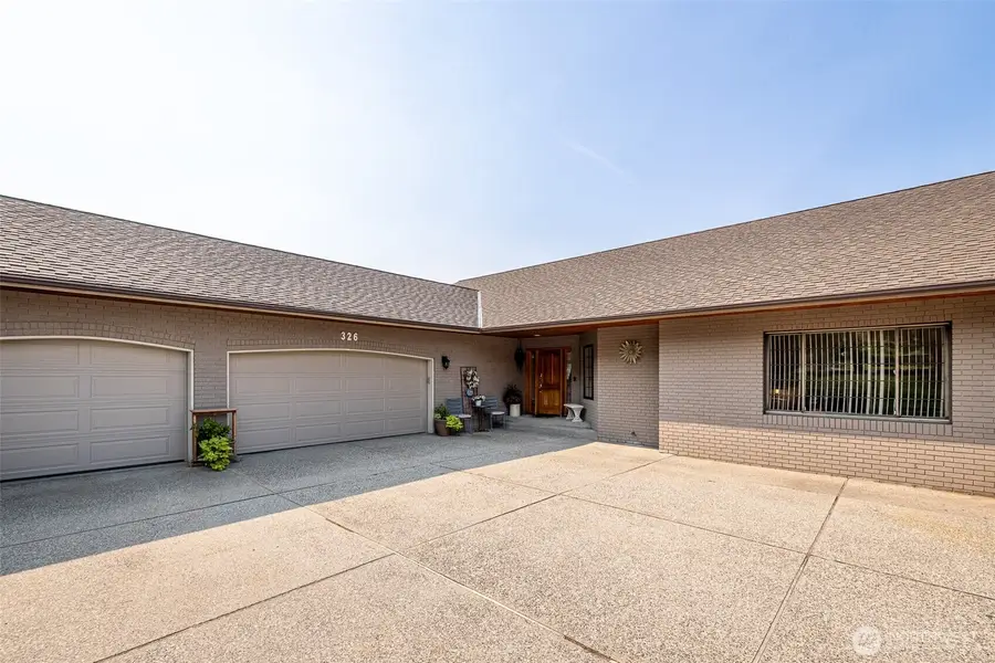 326 23rd Street Ne, East Wenatchee, WA 98802 - Image #2