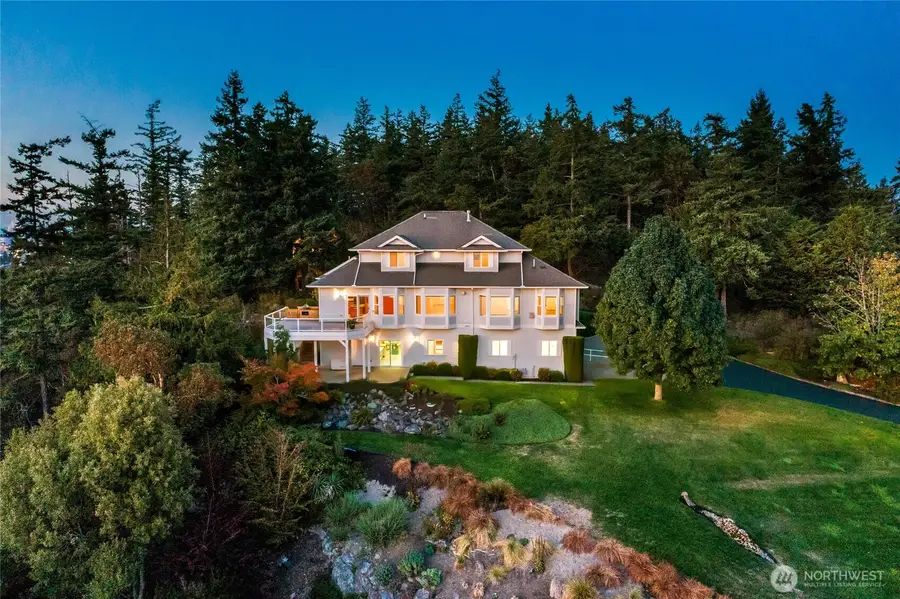 8661 Southridge Place, Anacortes, WA 98221 - Image #2