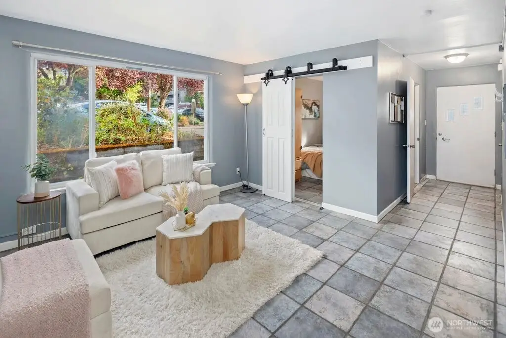 4707 40th Avenue Ne #4737, Seattle, WA 98105 - Image #1