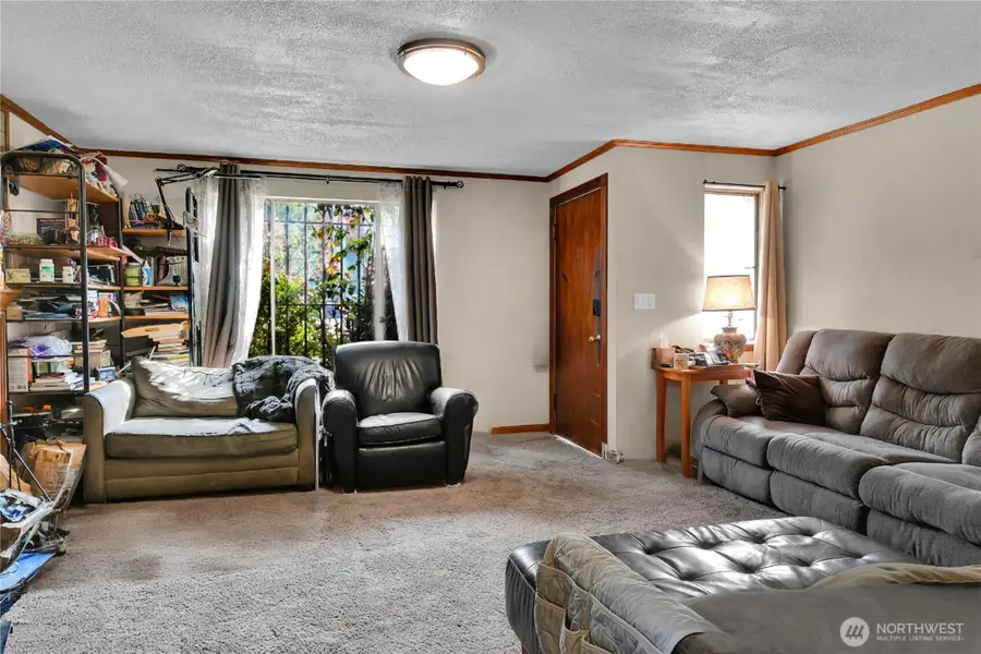 3814 Cloverdale Avenue S, Seattle, WA 98118 - Image #2