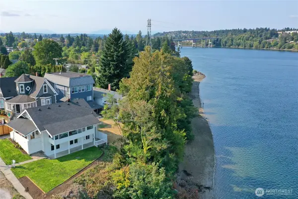 110 11th Street Pl, Bremerton, WA 98337