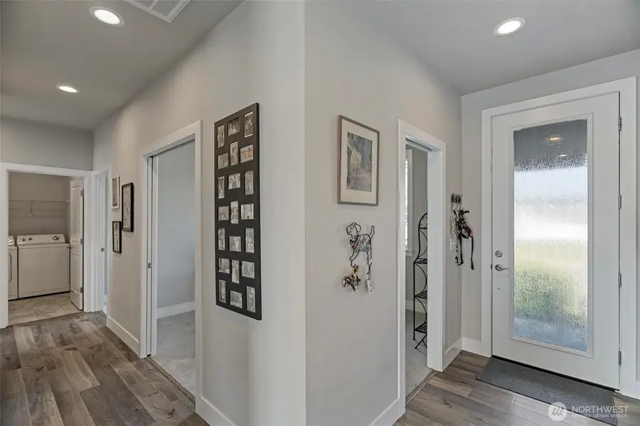 112 Madrona Lane Sw, Orting, WA 98360 - Image #3