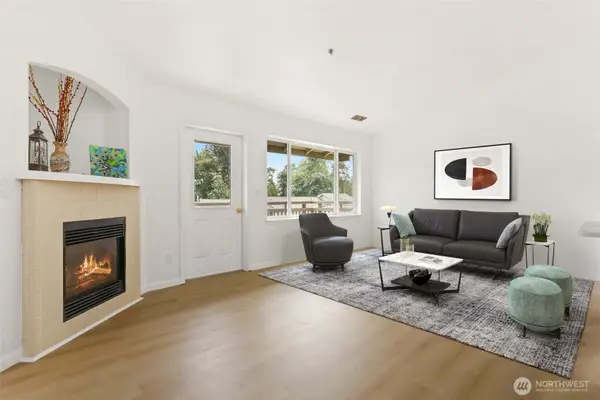 901 Marine View Drive #202, Everett, WA 98201