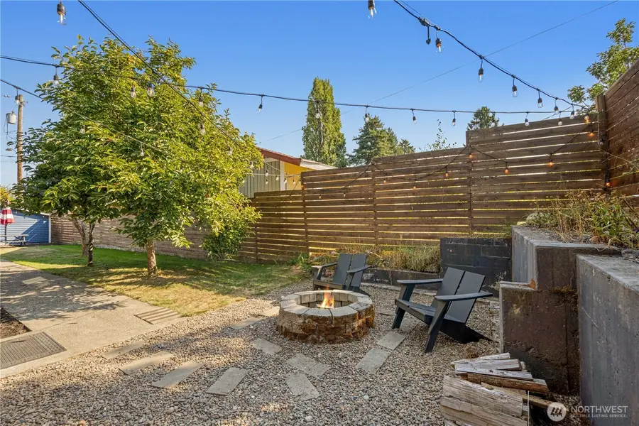 8411 48th Avenue S, Seattle, WA 98118 - Image #2