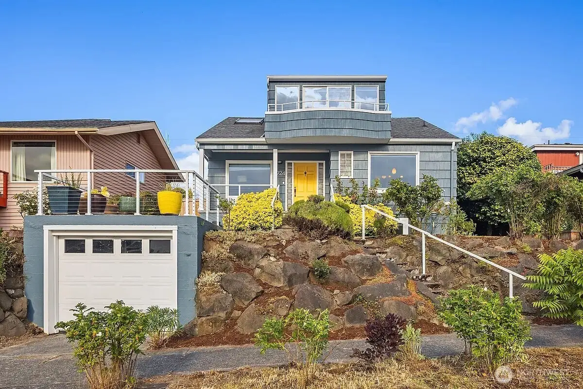 6924 38th Avenue Sw, Seattle, WA 98126 - Image #1