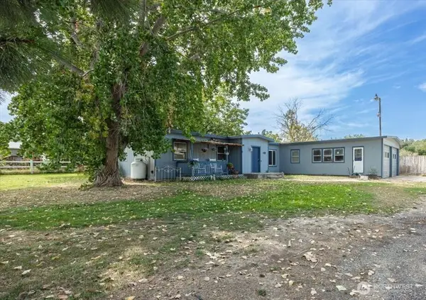 2816 S Cedar Street, Kennewick, WA 99337