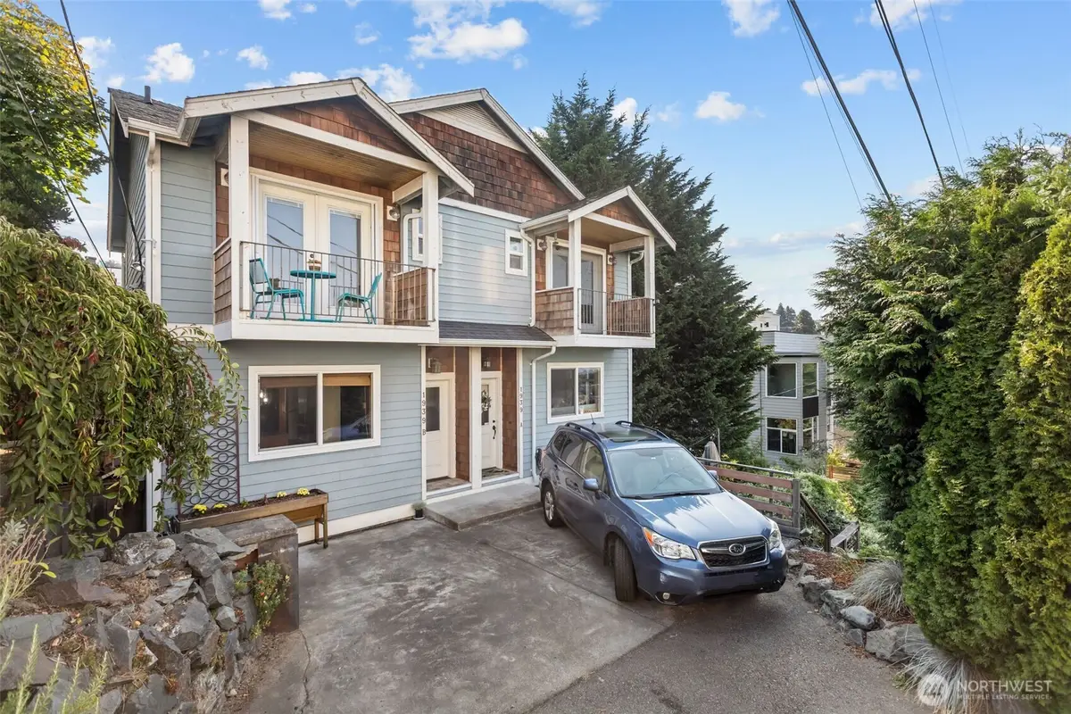 1939 10th Avenue W #B, Seattle, WA 98119 - Image #1