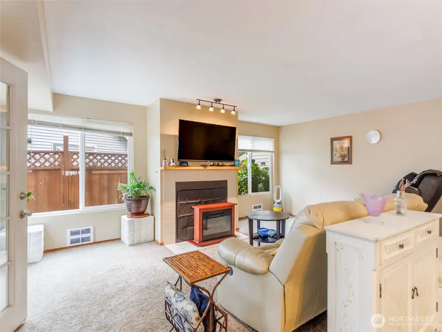 411 S 328th Place, Federal Way, WA 98003 - Image #3