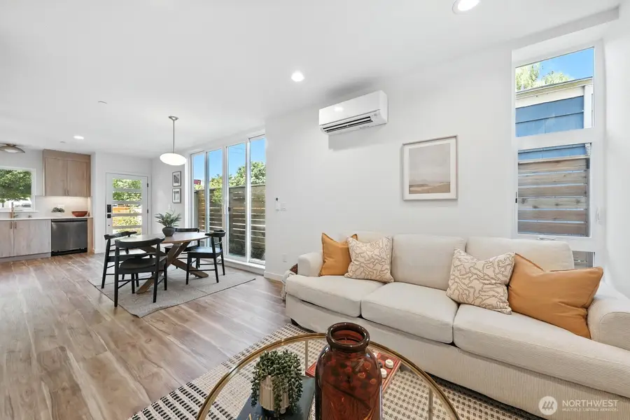 9018 13th Avenue Nw #C, Seattle, WA 98117 - Image #3