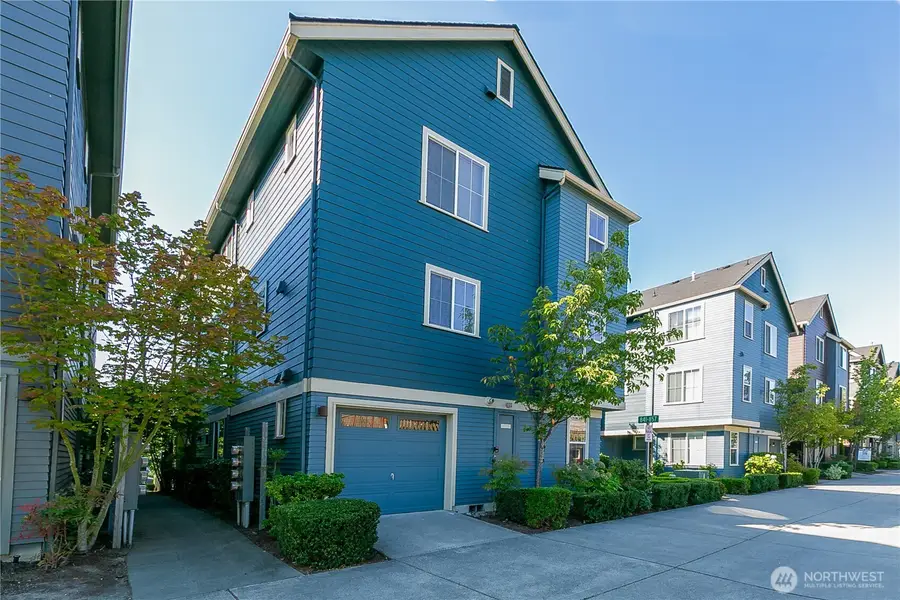 841 5th Place Ne, Issaquah, WA 98029 - Image #2
