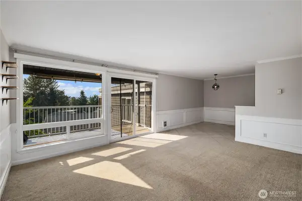 1113 Kirkland Avenue #6B, Kirkland, WA 98033