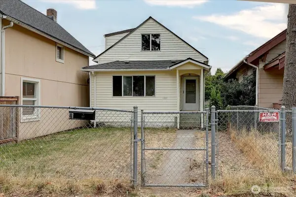 1807 S L Street, Tacoma, WA 98405