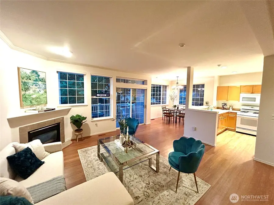 18654 NE 56th Court #18654, Redmond, WA 98052 - Image #2