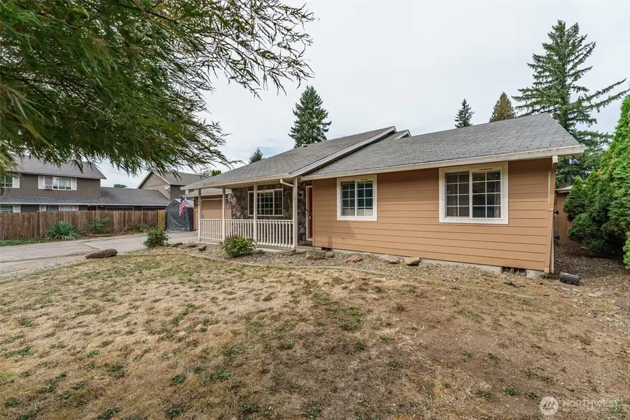 569 22nd St, Washougal, WA 98671 - Image #2