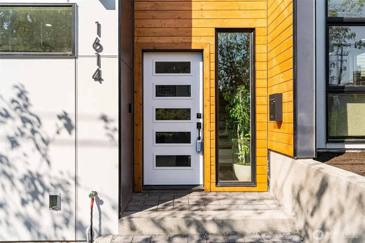 1614 S Juneau Street, Seattle, WA 98108 - Image #1