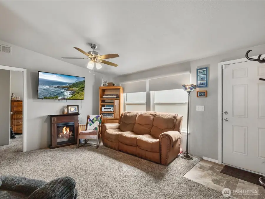 12721 W Macs Loop Road, Granite Falls, WA 98252 - Image #2