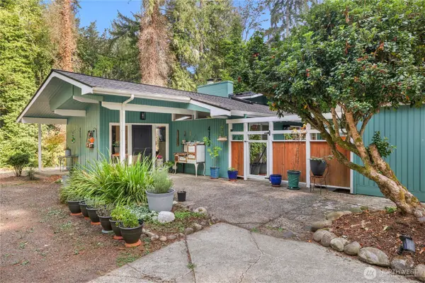 4138 Cooper Point Road Nw, Olympia, WA 98502