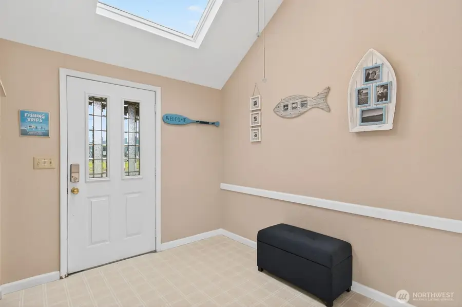 82 E Sunny Sands Road, Cathlamet, WA 98612 - #2