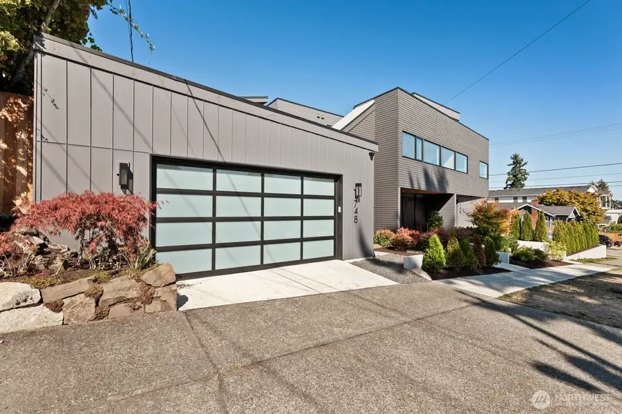 748 N 96th Street, Seattle, WA 98103 - Image #2