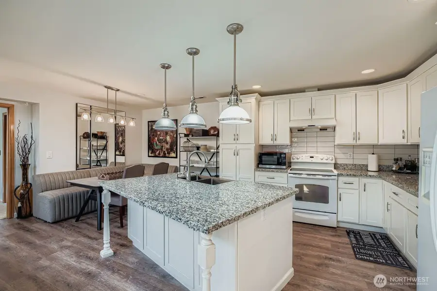 230 105th Street E, Midland, WA 98455 - Image #3