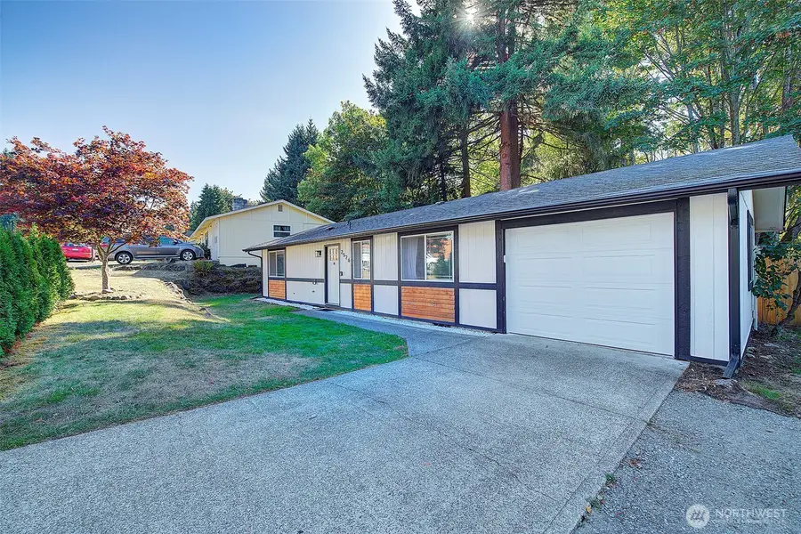 2526 Olympic Boulevard, Puyallup, WA 98374 - Image #2