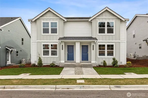 3907 Hyde Loop Ne #136, Olympia, WA 98506