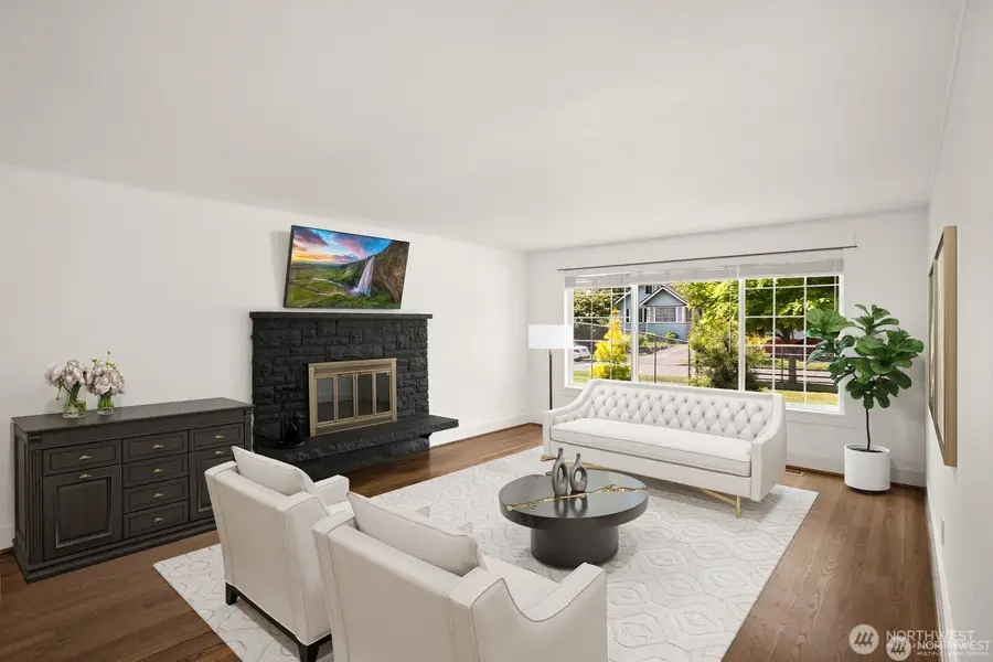 8826 10th Avenue Sw, Seattle, WA 98106 - Image #2