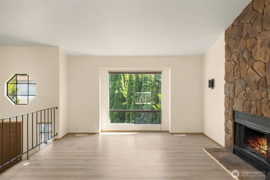 19613 138th Avenue Se, Renton, WA 98058 - Image #3