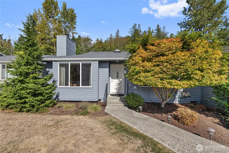 2631 Club Court #305, Mount Vernon, WA 98273 - Image #2