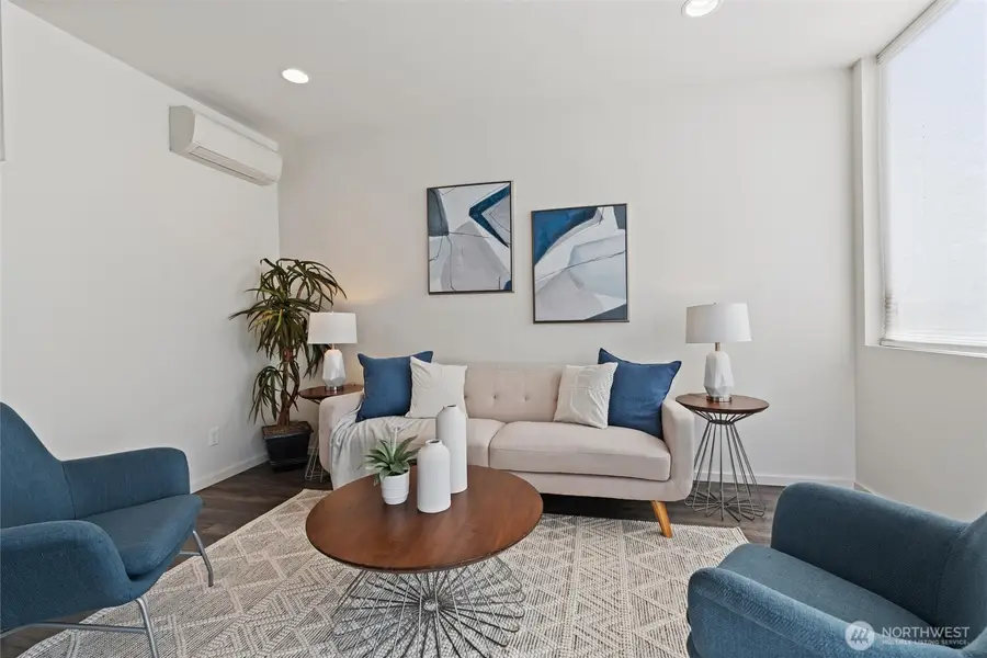 7030 42nd Avenue S, Seattle, WA 98118 - Image #3