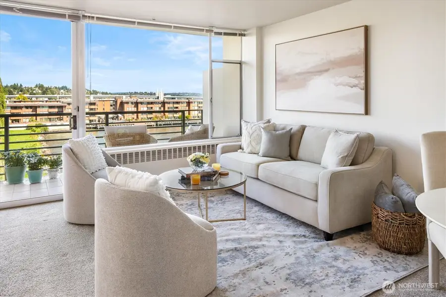 2040 43rd Avenue E #402, Seattle, WA 98112 - Image #2