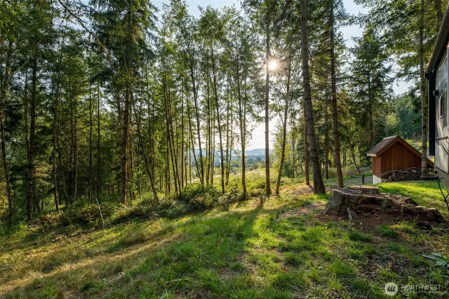 189 Kjesbu Road, Silver Creek, WA 98585 - Image #2