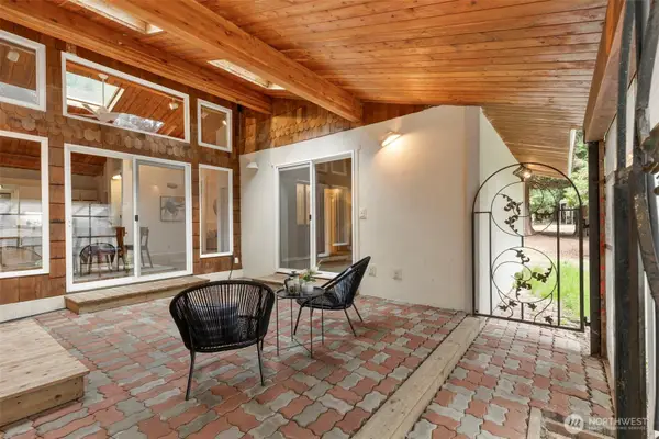 28389 State Highway 3 Ne, Poulsbo, WA 98370