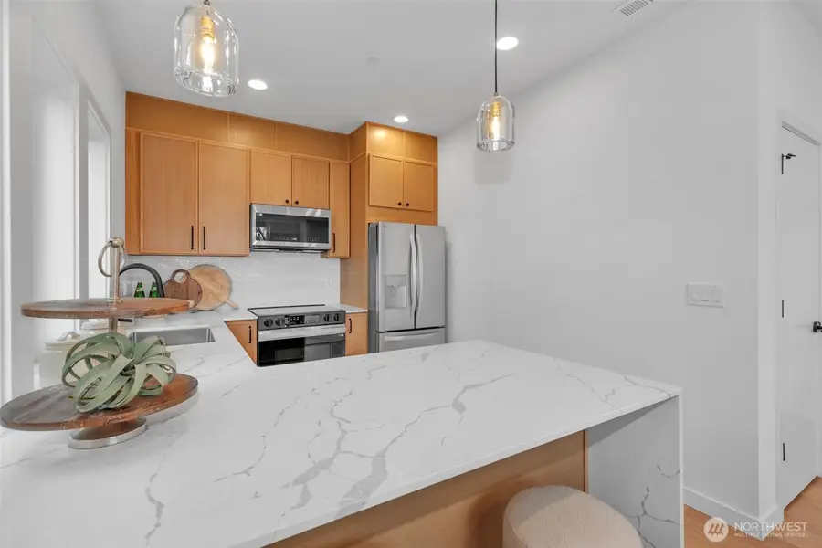 429 19th Avenue E, Seattle, WA 98112 - Image #3