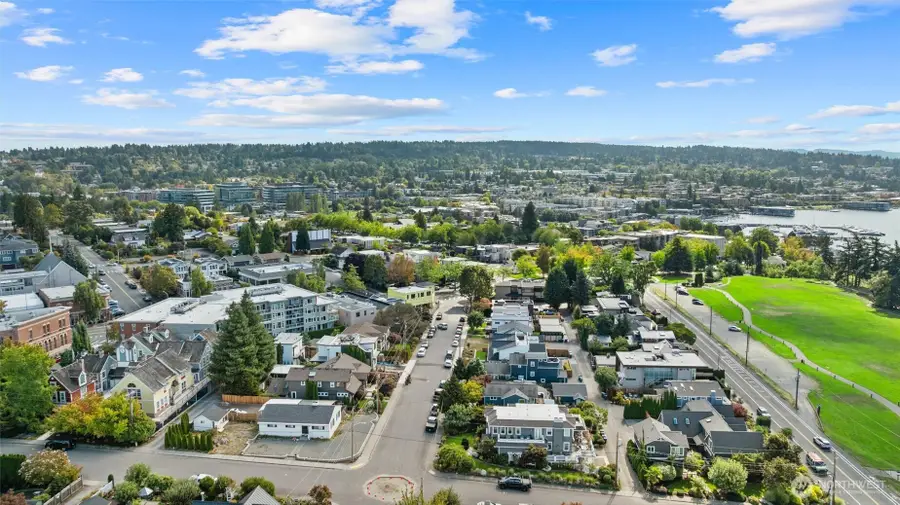 631 Market Street #203, Kirkland, WA 98033 - Image #2