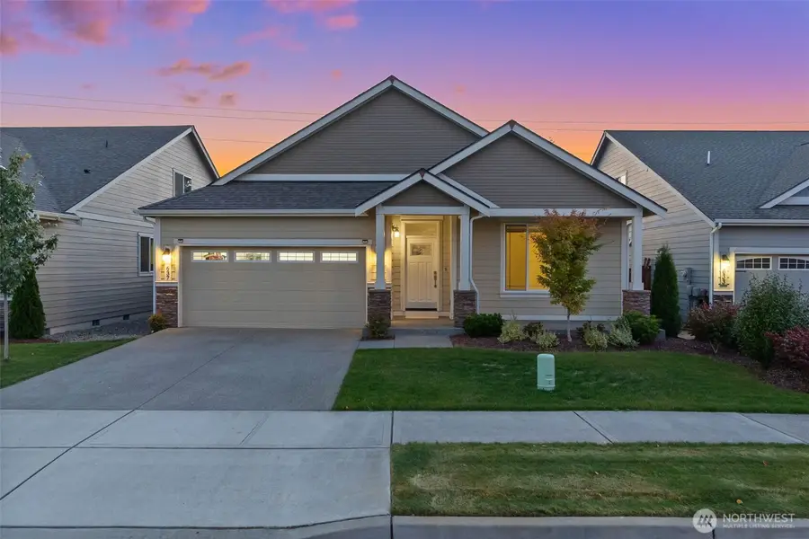 637 Maggee Street Se, Lacey, WA 98513 - Image #2