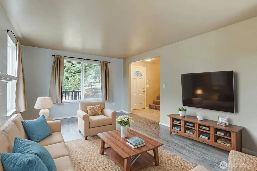 1292 Leahy Drive, Coupeville, WA 98239 - Image #2