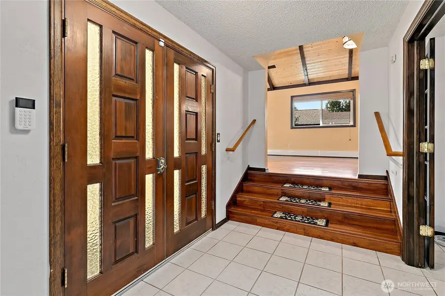 401 San Mar Drive Ne, Olympia, WA 98506 - Image #3