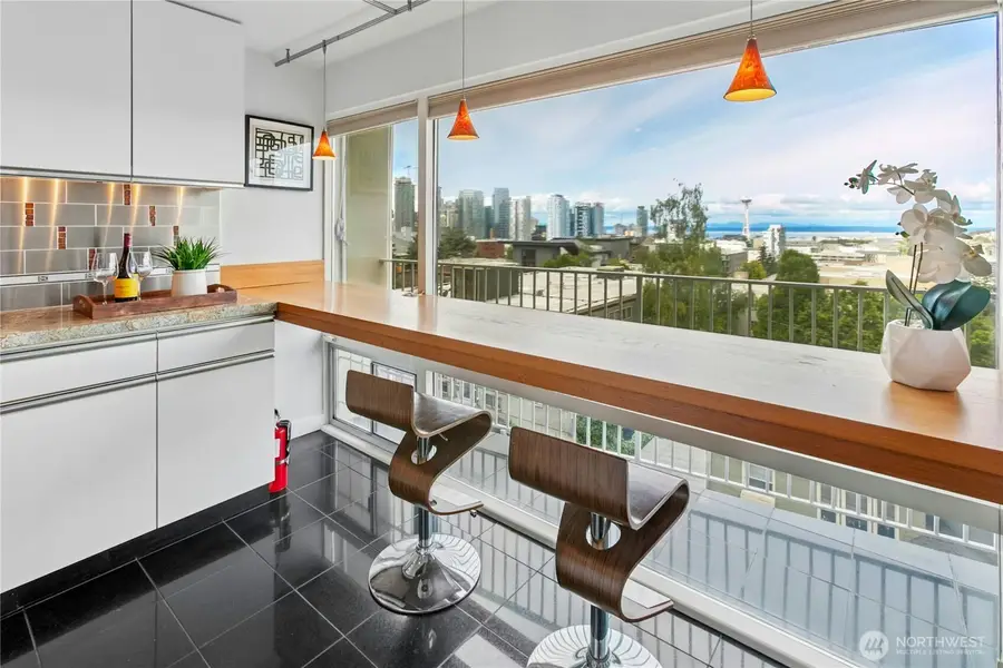 525 Belmont Avenue E #4F, Seattle, WA 98102 - Image #3