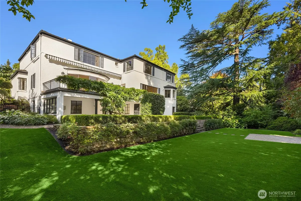 1960 Shenandoah Drive E, Seattle, WA 98112 - Image #1