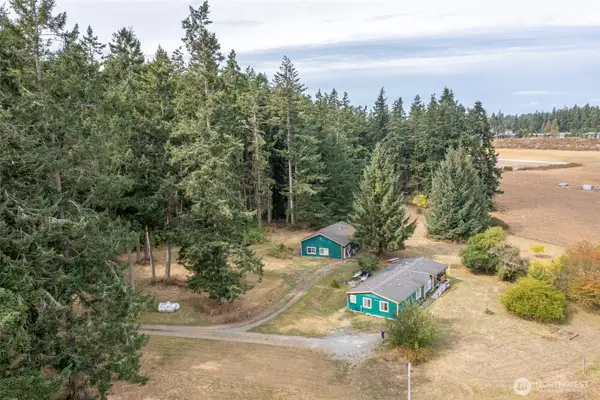 238 W Green Valley Road, Oak Harbor, WA 98277