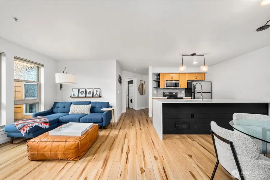 827 Hiawatha Place S #204, Seattle, WA 98144 - Image #2