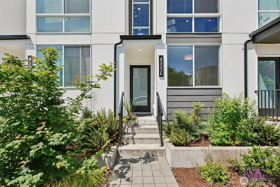4303 Dayton Avenue N #E, Seattle, WA 98103 - Image #2