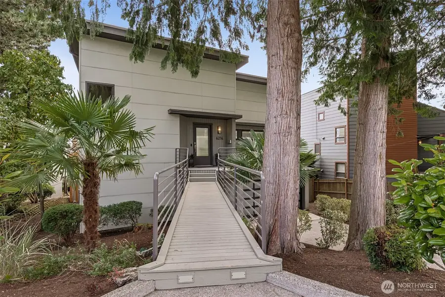 6214 52nd Avenue Ne, Seattle, WA 98115 - Image #3